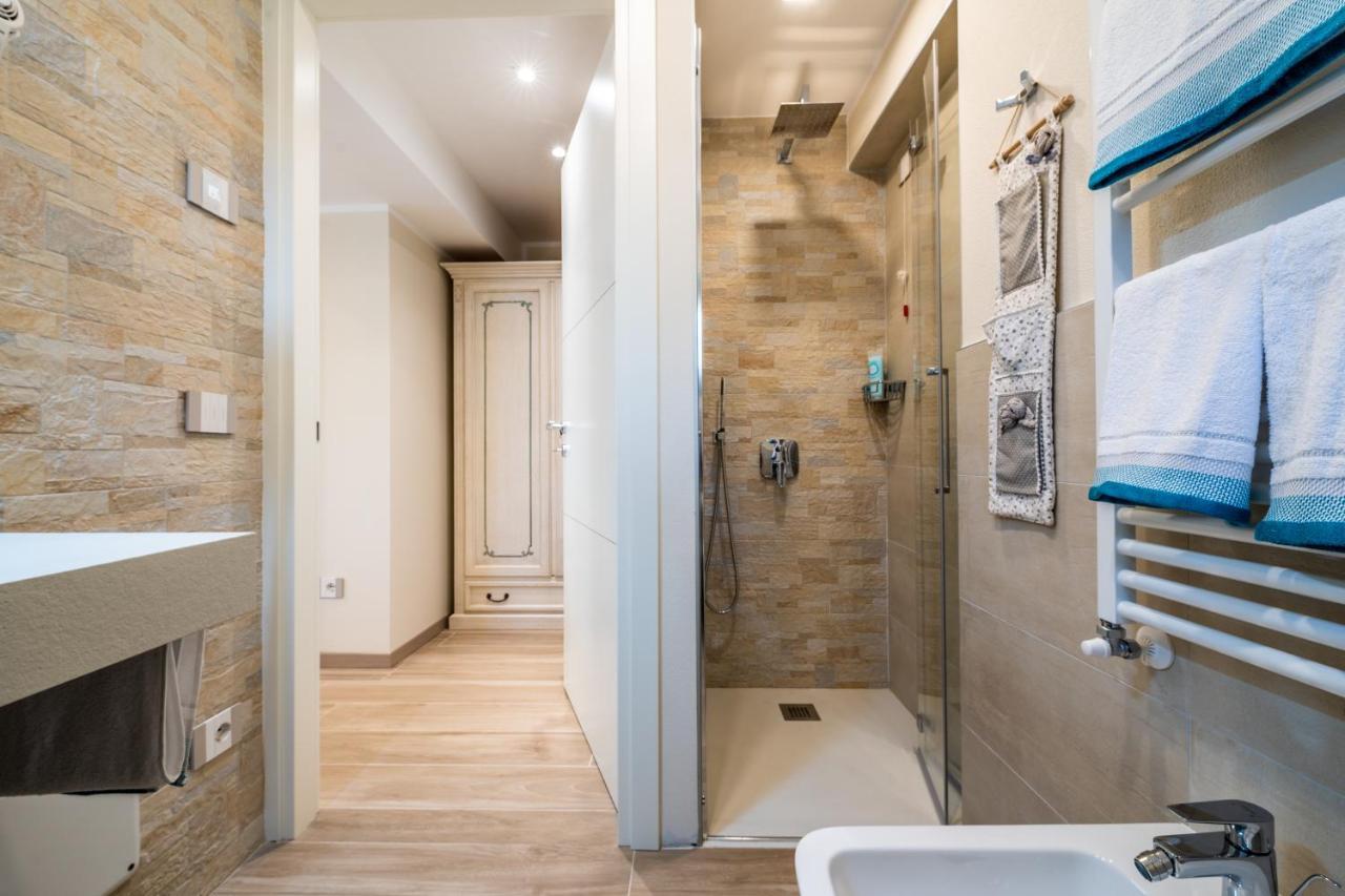 Hotel Il Nido Degli Usignoli à Peschiera del Garda Extérieur photo