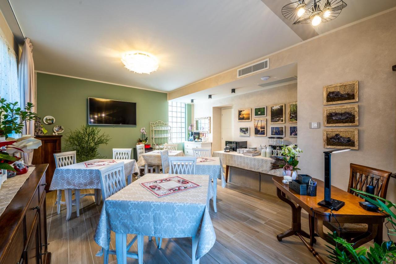 Hotel Il Nido Degli Usignoli à Peschiera del Garda Extérieur photo
